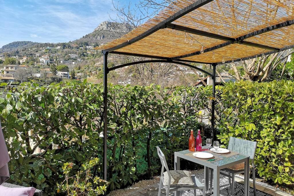 Charmant 2 pièces + terrasse entouré de verdure Vence Exterior foto