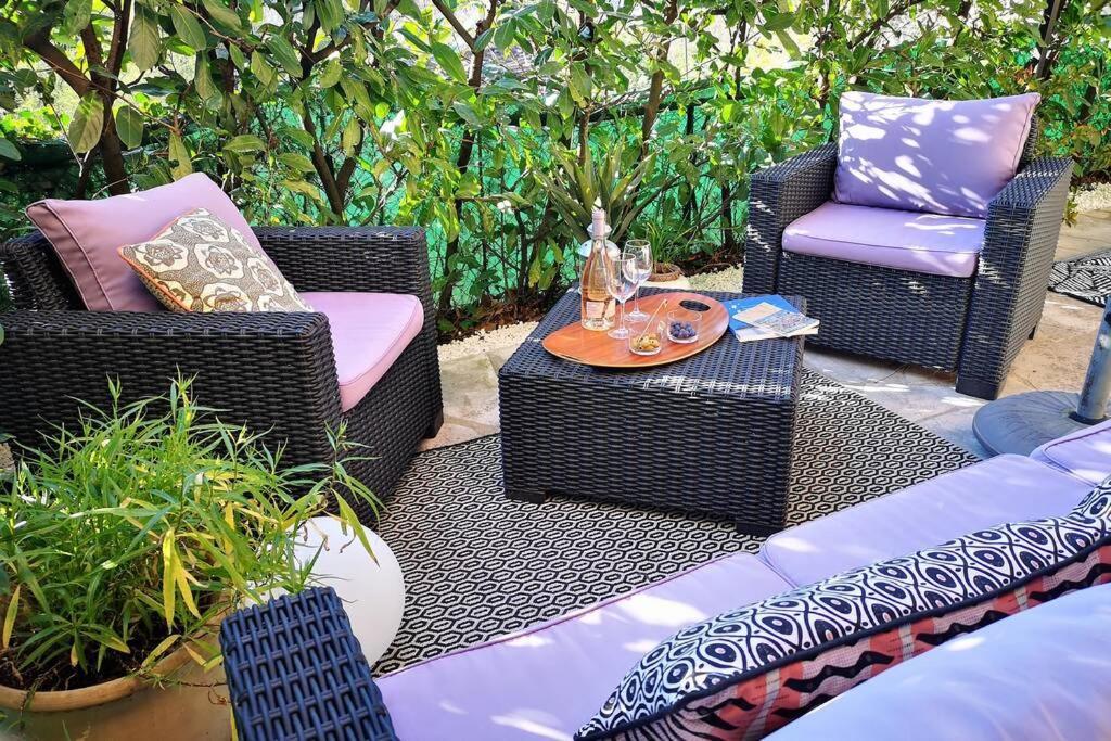Charmant 2 pièces + terrasse entouré de verdure Vence Exterior foto
